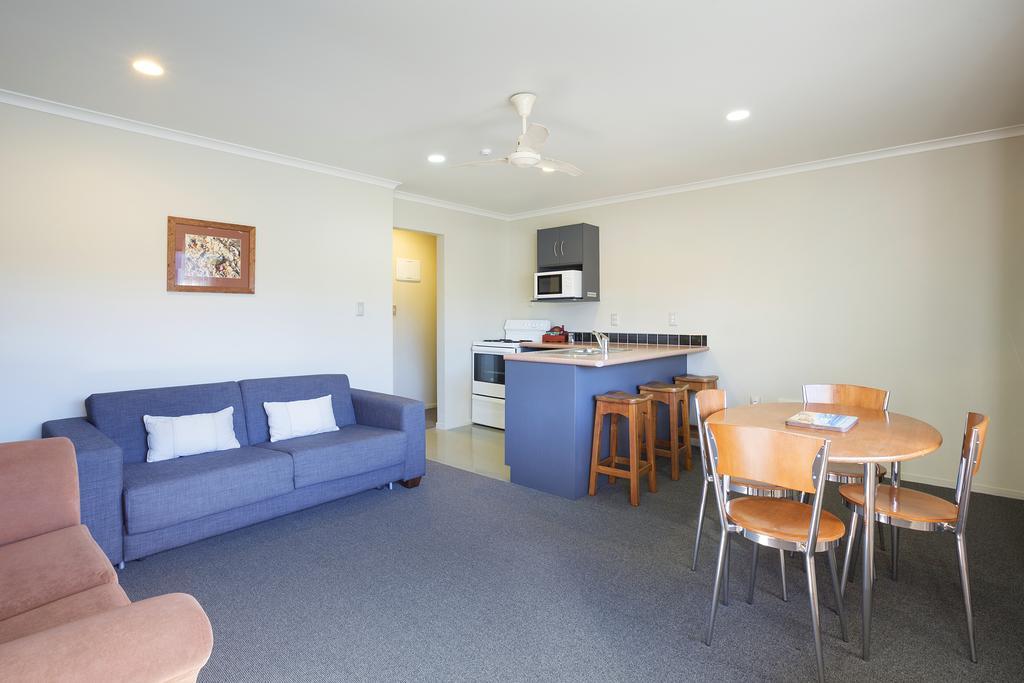 Beach House Motel Papamoa Zimmer foto